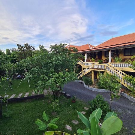 Villa Romduol Кампот Екстериор снимка