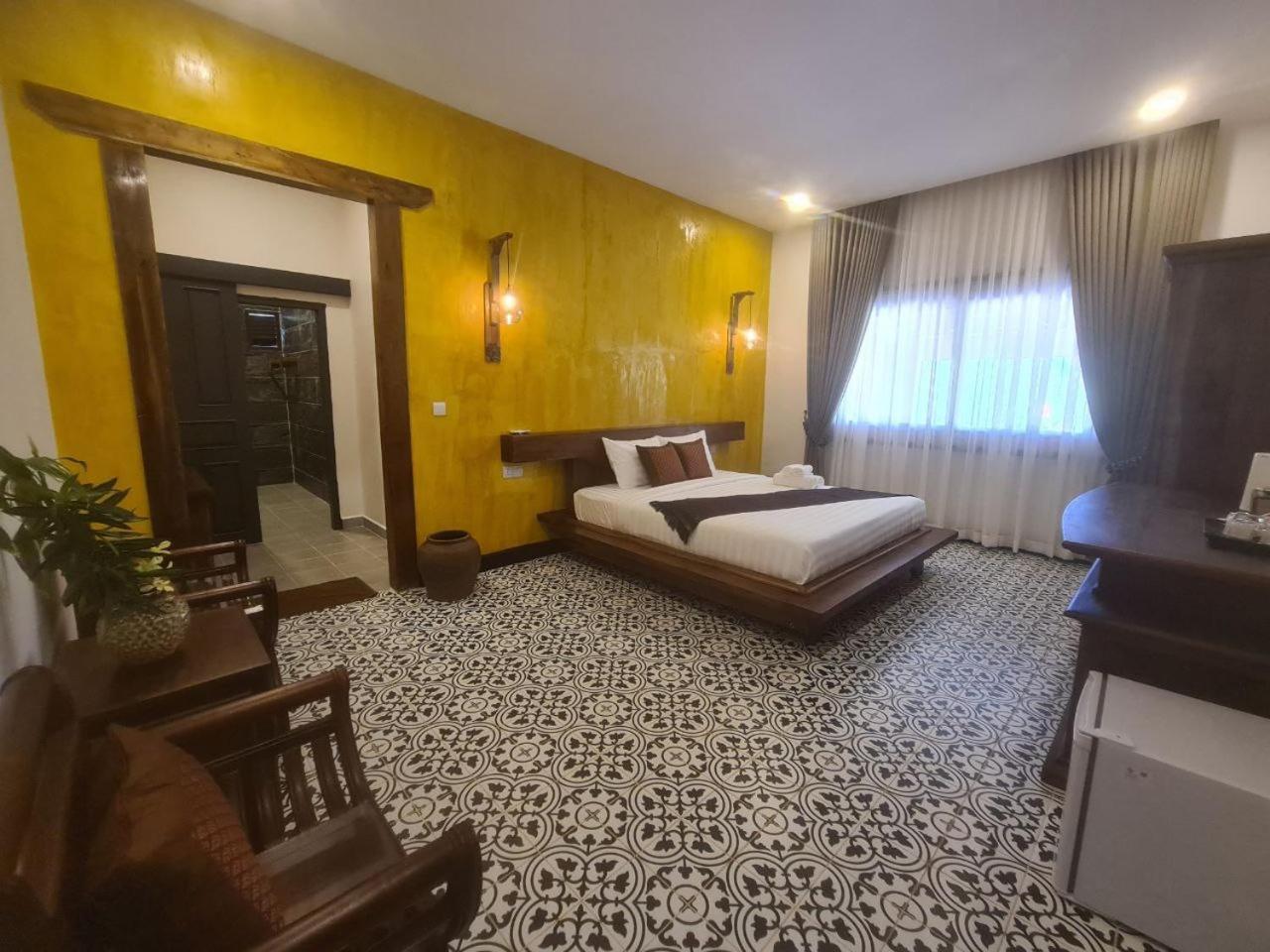 Villa Romduol Кампот Екстериор снимка